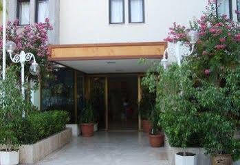Hotel de apartamente Tunali 3*
